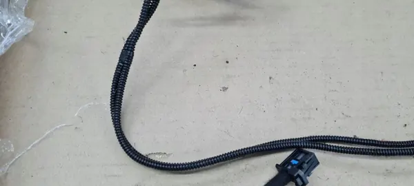 Cable de Fibra Óptica Audi A5 8T OEM 8F002795 image 5