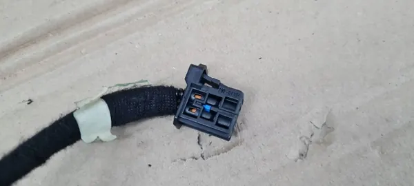 Cable de Fibra Óptica Audi A5 8T OEM 8F002795 image 9
