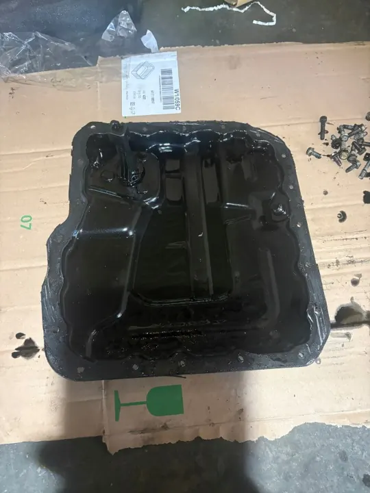 OEM oljepanna nedre för Kia Sportage III 2.0 CRDi image 2