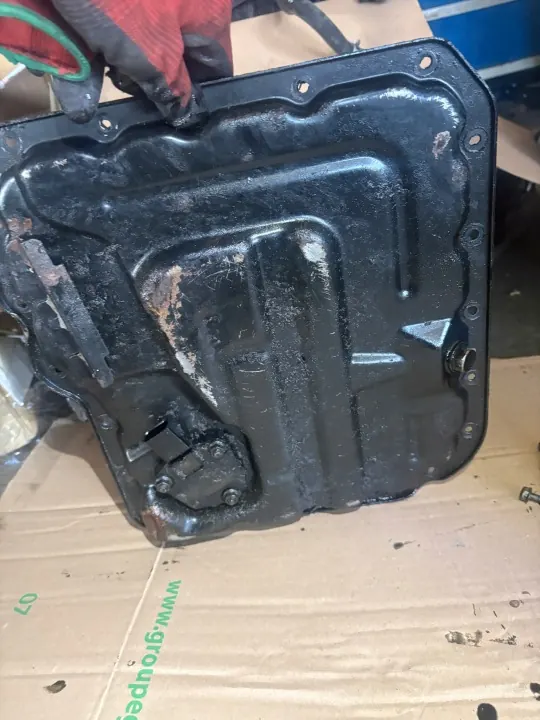 OEM oljepanna nedre för Kia Sportage III 2.0 CRDi image 3