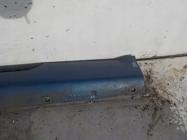 OEM 400 NAKŁADKA LEWA AUDI TT Couvre-bas de caisse image 3