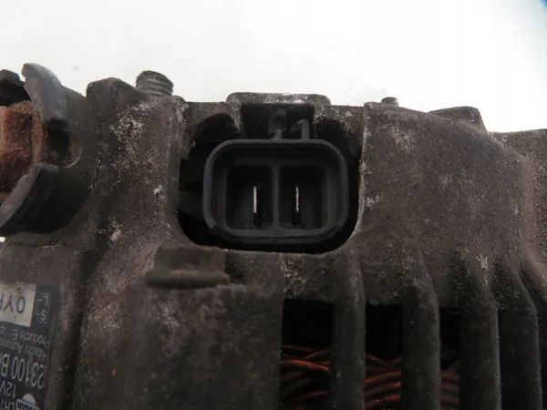Alternador Nissan Almera Tino 23100BN300 image 2