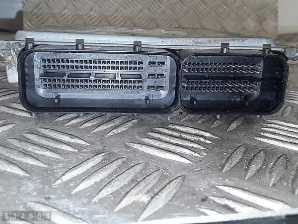 2011 VW Golf VI ECU 1.6 Diesel 03L906023MK image 3