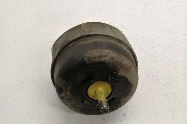 Motorlager AUDI A6 (4F2, C6) 2.0L Diesel image 2