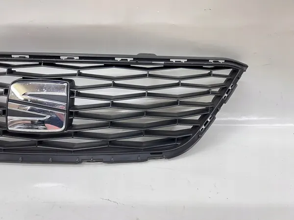 SEAT IBIZA IV Grill 6J0853654G image 4