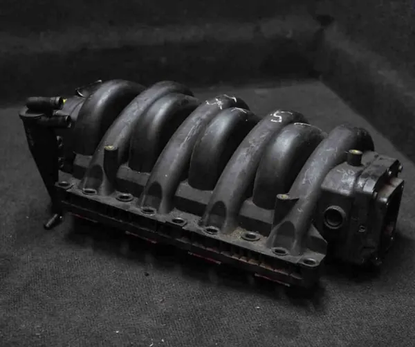 Colector de admisión BMW OE usado OEM 17052371438272 image 2