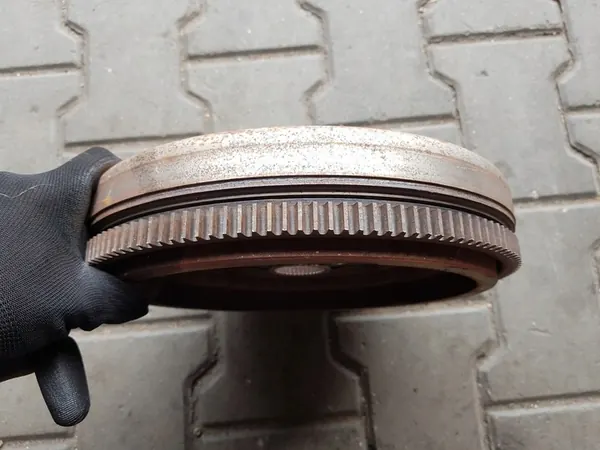 Volkswagen OE 03L105266AM kaksimassainen vauhtipyörä image 2