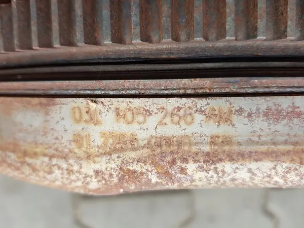 Volkswagen OE 03L105266AM kaksimassainen vauhtipyörä image 3