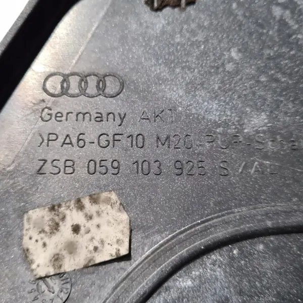 Moottorikansi Audi OE 059103925 S A4 B7 2.7 TDI:lle image 3