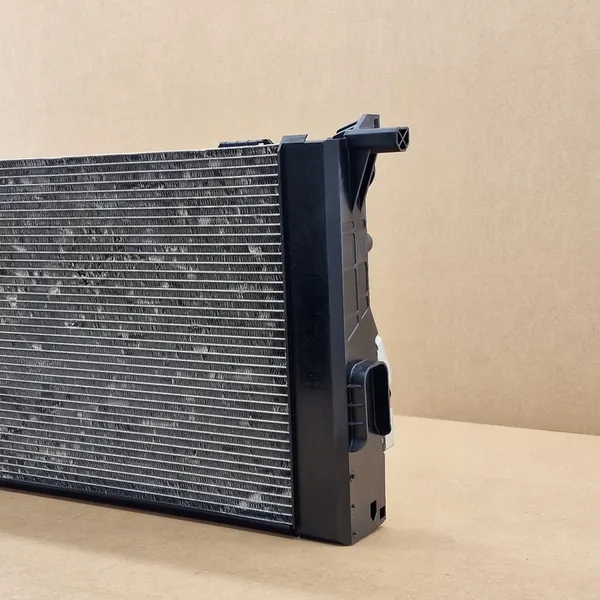 Conjunto de Radiador Ventilador BMW i3 I01 image 6