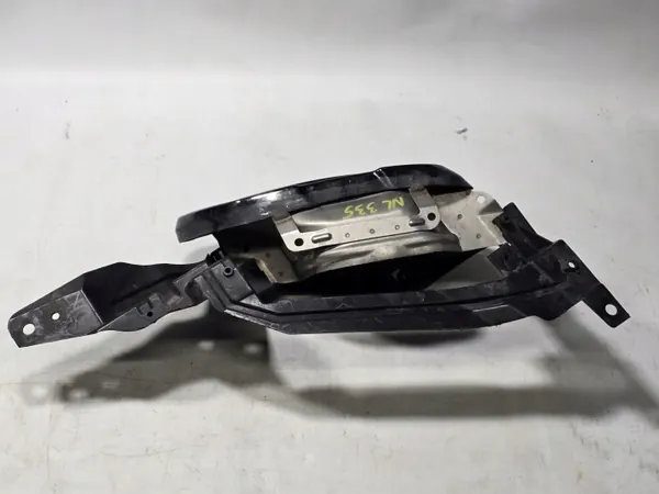 BMW G05 G06 Uitlaatbevestiging Rechts OEM 8078670 8074188 image 8