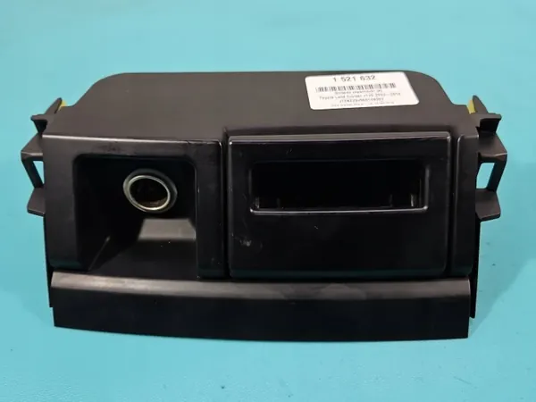 Prise allume-cigare Toyota OEM 1A421-015G image 3