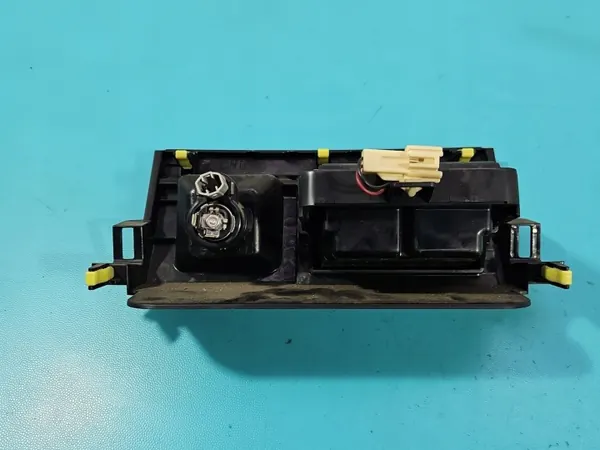Prise allume-cigare Toyota OEM 1A421-015G image 6