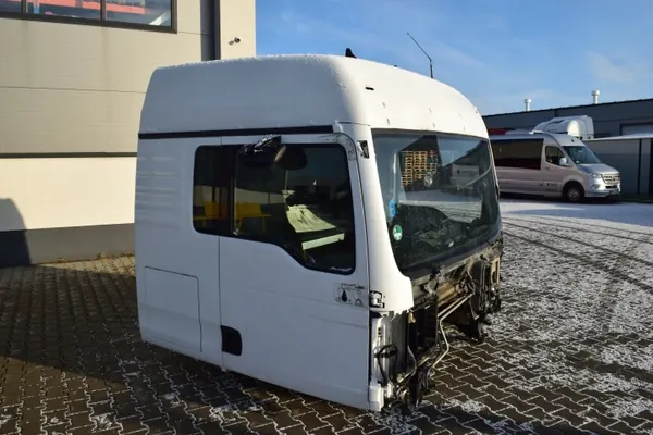 MAN TGA Ohjaamokehys Ovilla - OEM Laatu image 8