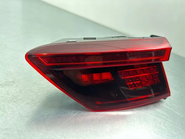 Volkswagen OE 5NA945308D conjunto de lámpara trasera image 4