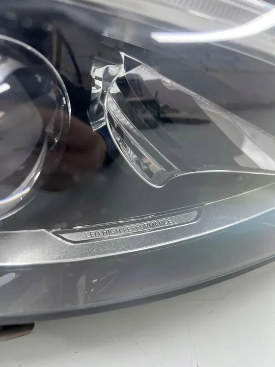 Rechter Koplamp Mercedes-Benz C W205 A2059064003 image 8