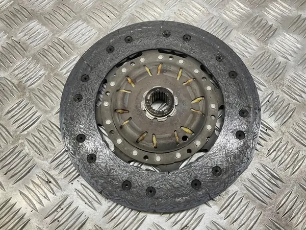 Conjunto de embreagem Audi TT TTS Mk2 2008 06F105266AC image 2