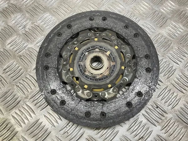 Conjunto de embreagem Audi TT TTS Mk2 2008 06F105266AC image 3