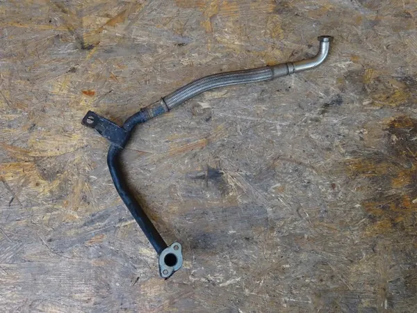 AUDI S3 8L CUPRA R 1.8 Turbo Oil Drain Pipe 06A145735J image 9