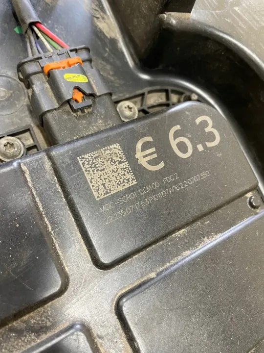 Tanque AdBlue OEM 9826092180 para Citroen C5 Aircross image 6