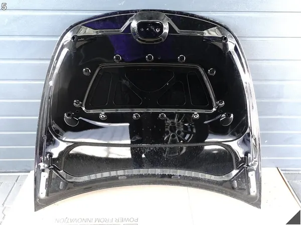 TESLA MODEL Y 20-25 Motorhuv * Hagelskador * image 6