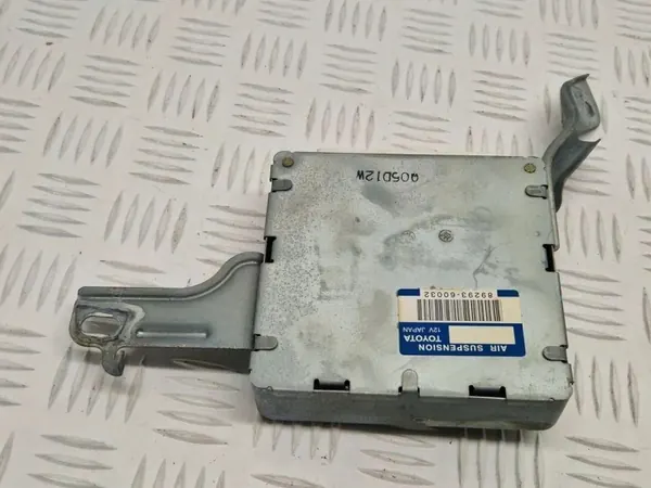 Módulo suspensión activa OEM 8929360032 para Toyota Land Cruiser 120 image 3