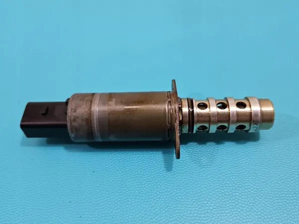 Sensor de árbol de levas OEM 06F109257B Porsche Cayenne I image 3
