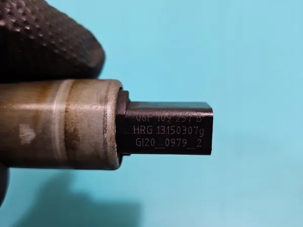 Sensor de árbol de levas OEM 06F109257B Porsche Cayenne I image 5