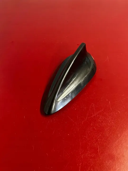 Capa de antena GPS BMW X3 G01 2019 image 2