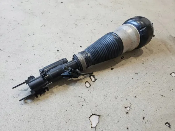 Luftfeder vorn rechts Mercedes S W222 OEM A2223204400 image 3