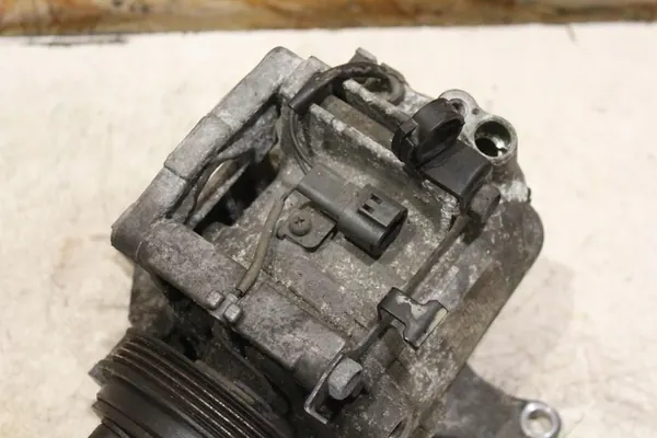 Compressore aria condizionata Subaru Impreza II GD WRX 2001-2002 OEM image 4