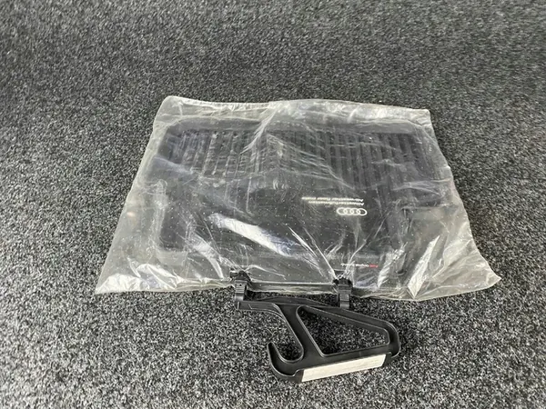 Tapis de sol Audi A1 en caoutchouc 2 pcs image 2