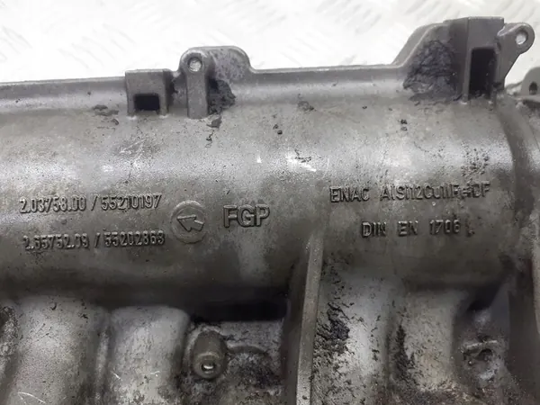 Coletor de admissão Alfa Romeo 159 2.4 JTD 55210198 image 2