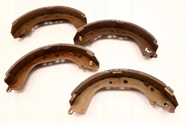Toyota OEM 04495-60060 Jarrupalat - Käytetty Kunnossa image 5
