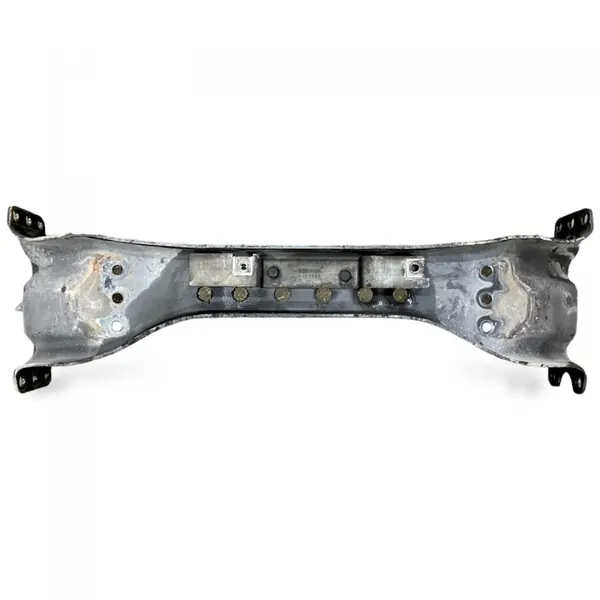 Trave de chassis Scania OEM 2437983 - Usado image 3