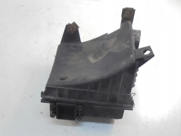 FORD SIERRA MK2 Ilmansuodattimen Kotelo 2.0B OEM 87HF9661AA image 3
