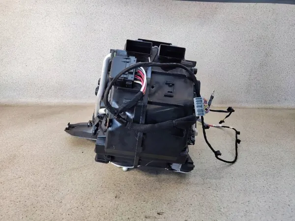 Heater Housing Europa 272705673R Renault Scenic IV image 3