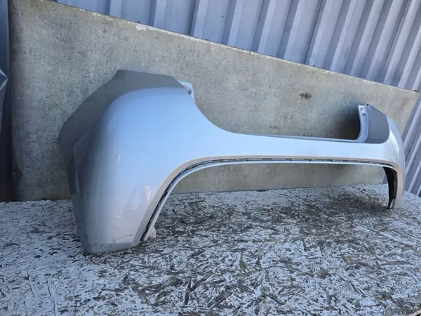 Parachoques trasero Toyota Yaris IV OEM 52159-K0030 image 4