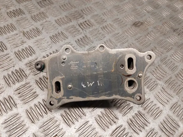 Audi Q7 4M 2016 Ölkühler image 4