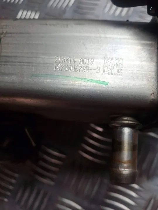 Enfriador EGR Opel Vivaro 2016 147350678R image 4