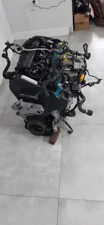 SEAT Moottori CKF325969 2.0 TDI Diesel Käytetty image 3