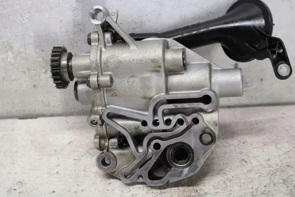 Bomba de aceite VW OEM 06H115105AF para Passat B7 Alltrack image 5