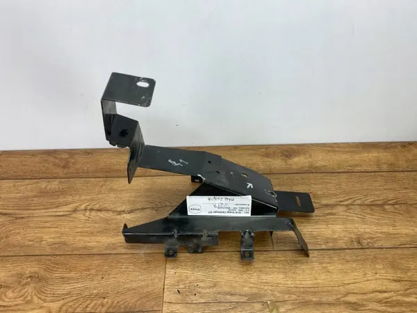 Soporte Computadora Motor Dodge OE 2015+ Usado image 8