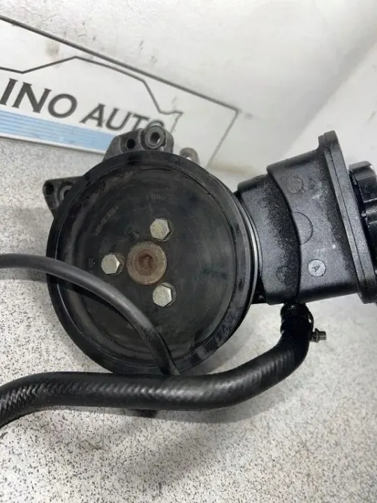 BMW Styrpump OEM 32416783431 Begagnad image 3