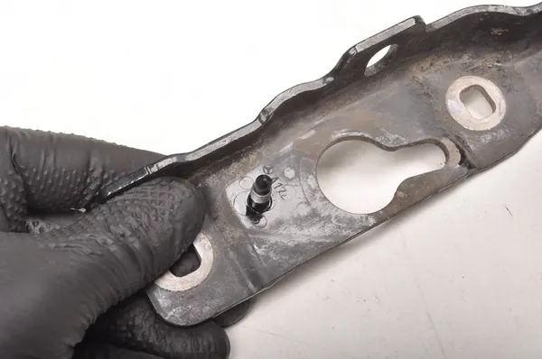 MERCEDES GLA X156 A-KL W176 Bisagra de capó derecha OE image 4