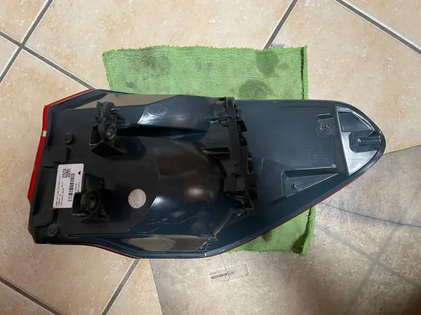 Lámpara Trasera Izquierda BMW F48 X1 image 7