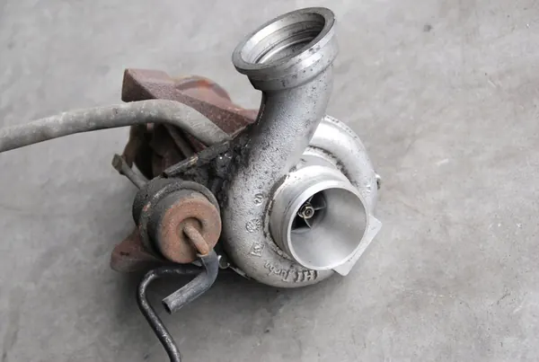 Turbo para Sprinter 906 2.2 image 2