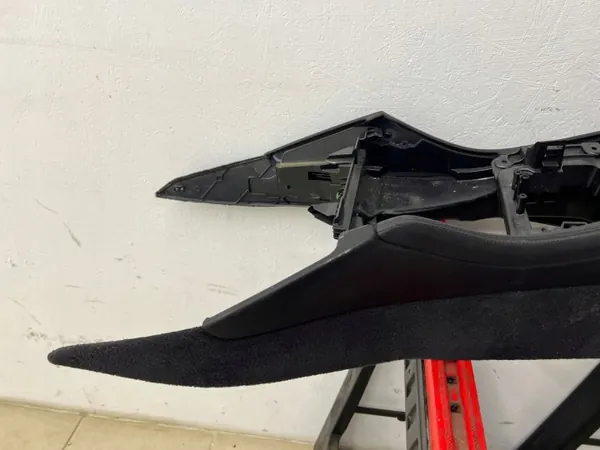 Armleuningtunnel leer OEM 9216841 BMW F10 F11 image 5
