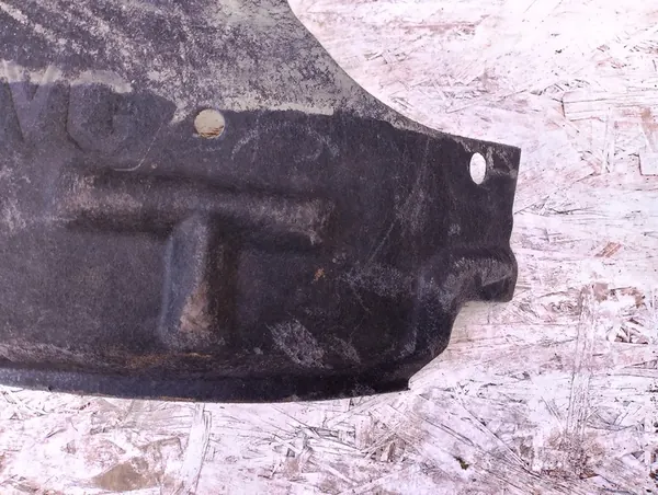 RENAULT MEGANE IV Front Left Wheel Arch OEM 638454716R image 6