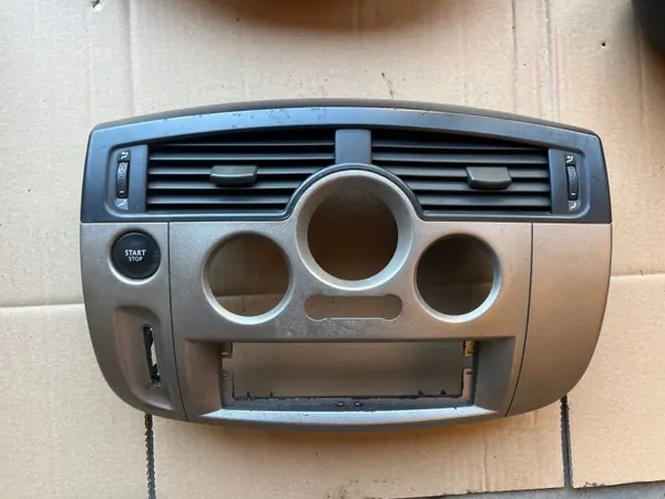 OEM D8200140721 Mittelkonsole Gebläseabdeckung Renault image 2